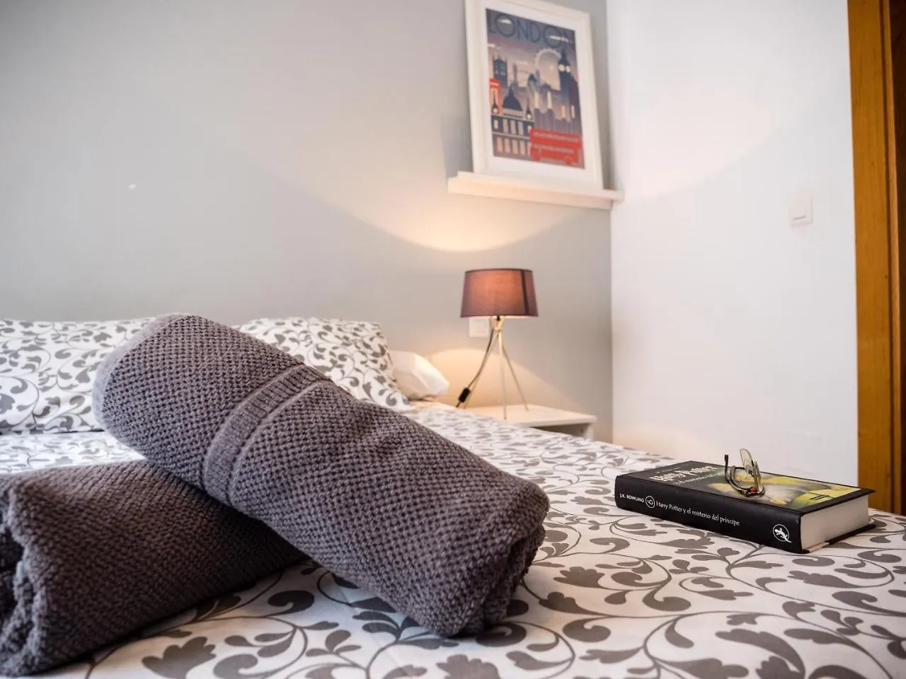 Malaga - Victoria Comfort Apartment 0*,  Spain
